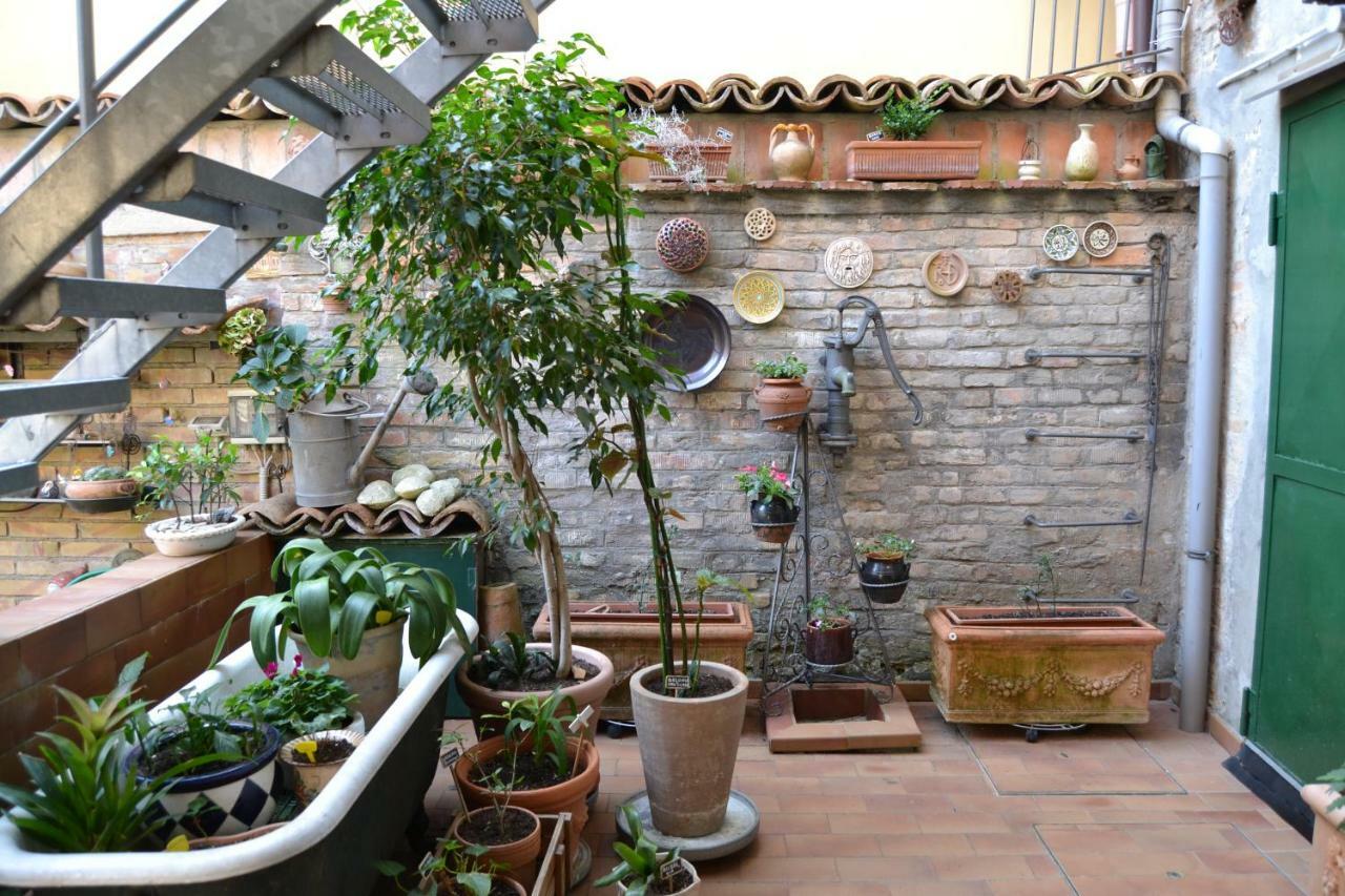 Bed and Breakfast Il Giardino Roccioso à Ravenne Extérieur photo